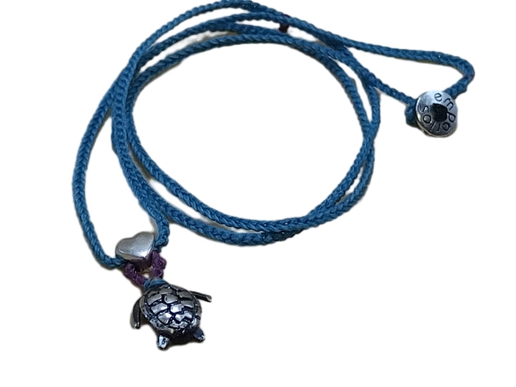 thin cord necklace (multi jewelry) on turquoise with ❤️ & 🐢