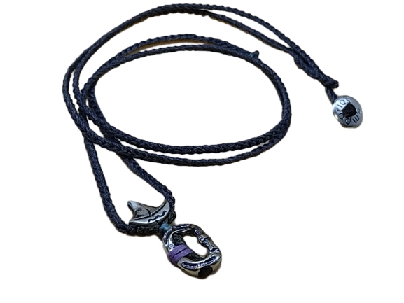 thin cord necklace (multi jewelry) on coal with sailing ⛵ & carabiner.