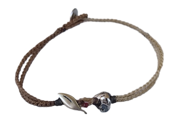 double thin cord bracelet anklet on moca and cream with rock & olive 🍃